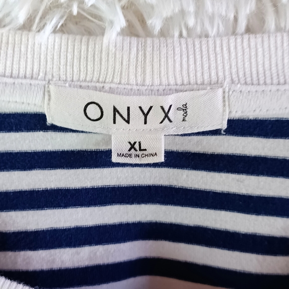 ONYX moda Woman's Size XL ¾ Sleeve Top - Picture 4 of 12